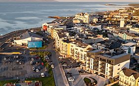 Shoreline Apartments